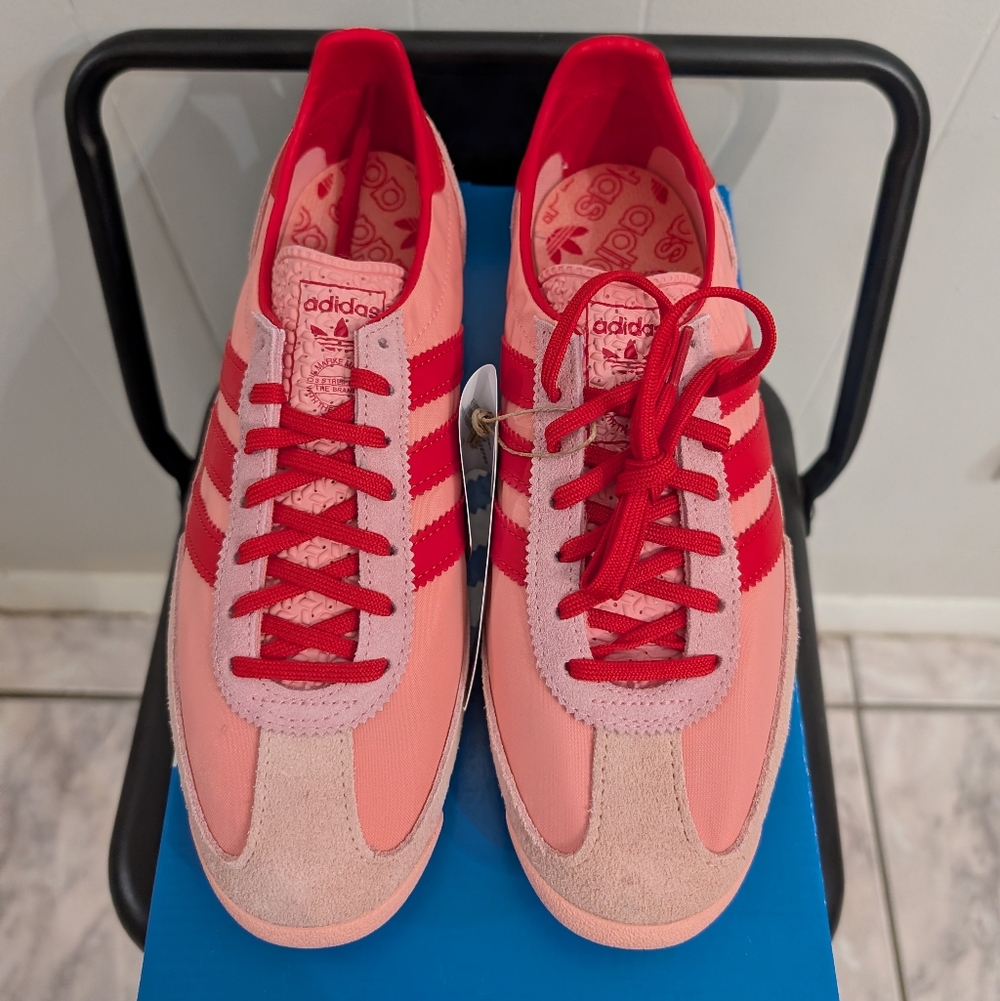 Adidas Women's Pink and Red Sneakers - Picture 3 of 6